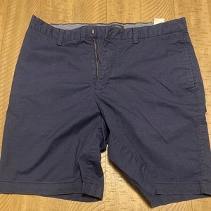 Banana republic, size 34 waist, 75% cotton 20% polyester 5% elasthanne